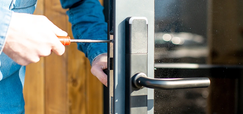 Aluminium Door Lock Replacement in Kankakee, Illinois