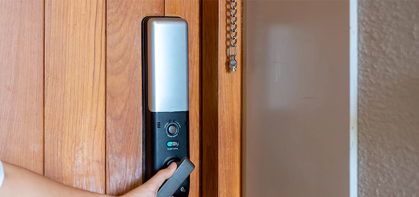 Home Security Electronic Locks Upgrades in Kankakee, IL